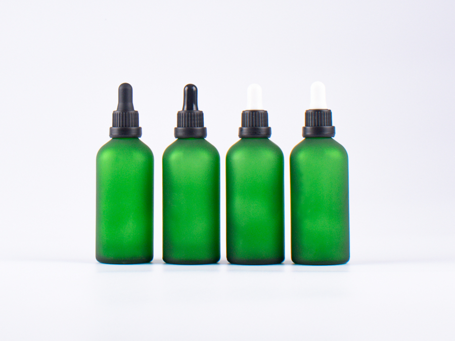 Grünglasflasche 100ml, mit Pipette OV schwarz